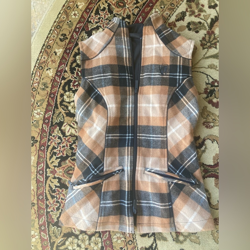 Arista Plaid Vest